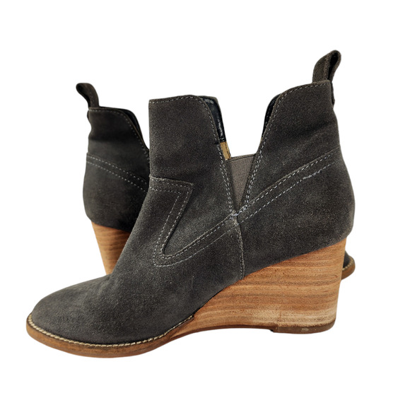 Blondo Wedge Bootie 7M Womens Irving Chelsea Waterproof Gray Suede Leather READ - Picture 4 of 12